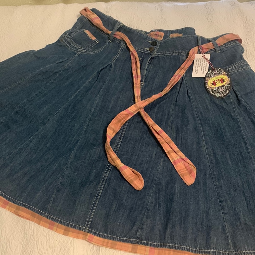 NEW with tags. Whimsy Jean skirt. Size 18.